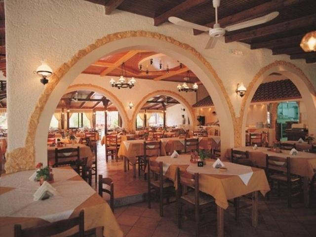 Despo Hotel Kato Gouves Restaurante foto